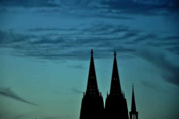 Spitzen Kölner Dom Morgendämmerung