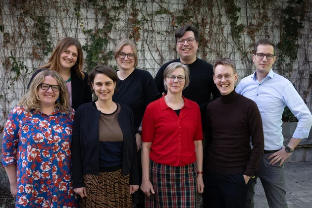 Das Bild zeigt Team und Vorstand der Heinrich Böll Stiftung NRW.