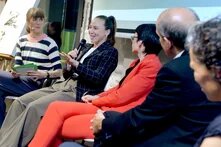 v.l. Nora Hespers, Nike Rühr, Josefine Paul, Prof. Dr. Jürgen Mittag und Carmen Fernandez.