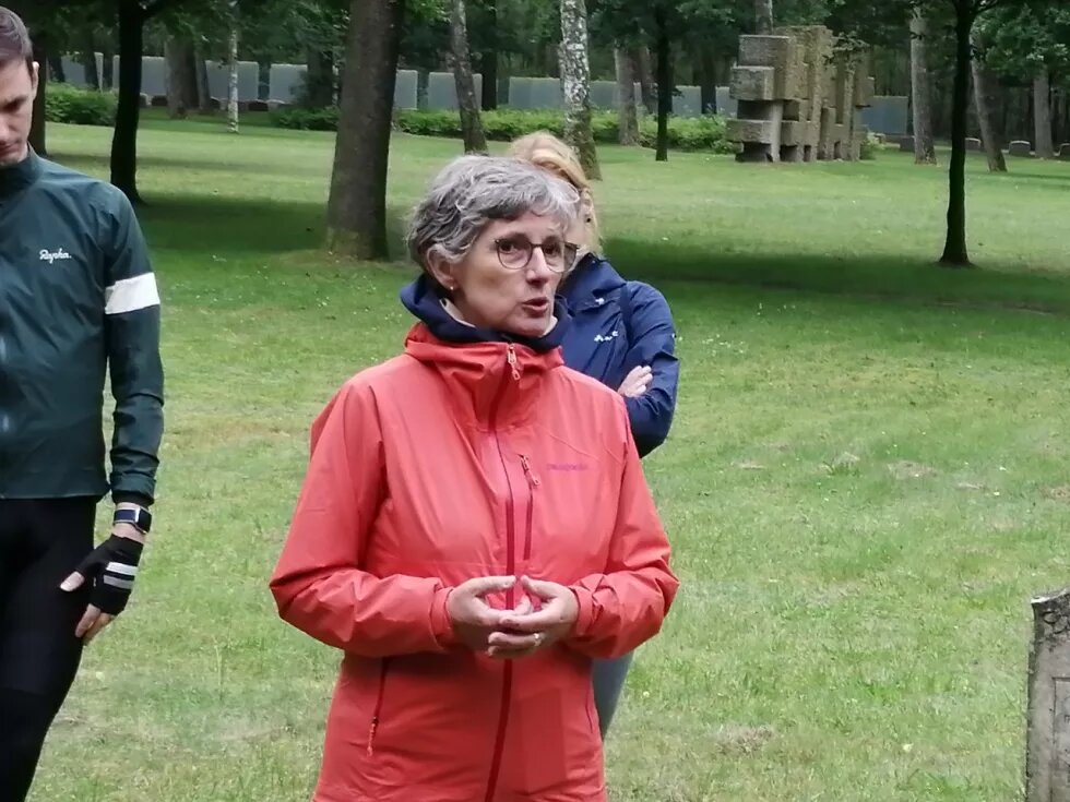 Britta Haßelmann bei der politischen Radtour Britta Haßelmann bei der politischen Radtour